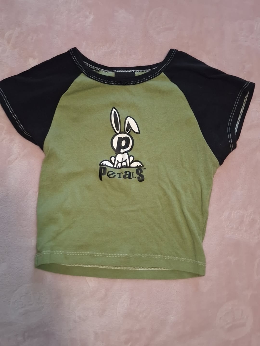 Petals Green Crop
